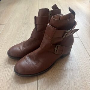 Kenneth Cole Reaction Pod Place Buckle Boot 8.5